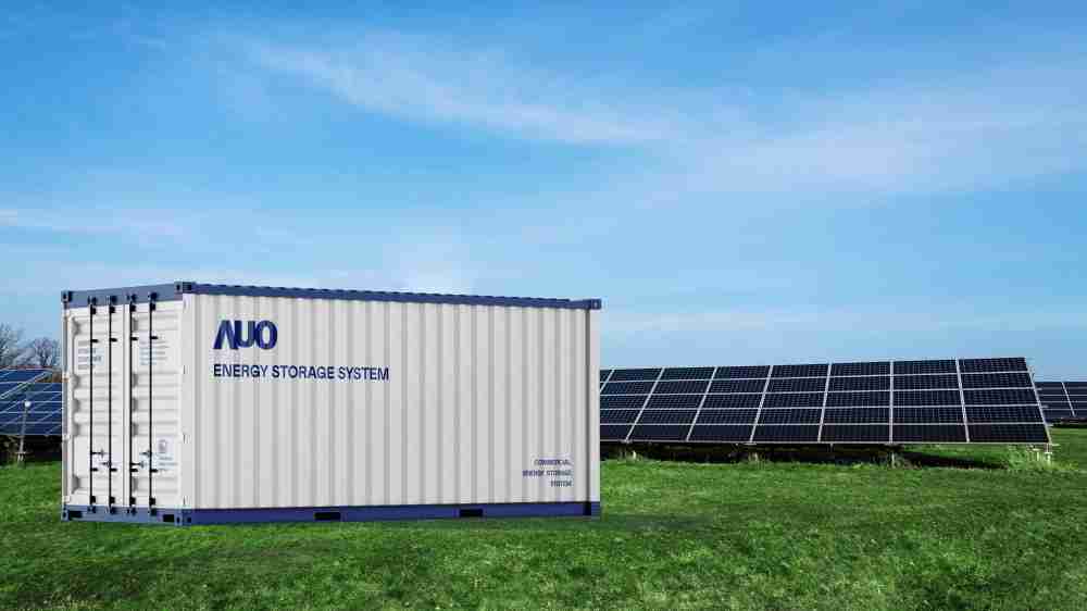 尊龙集团透过AI数据管理，，，，提供不同类型用户进行储能与能源管理，，，，达到再生能源管控调度成效